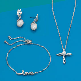 Love and Pearls! Rhodium Plated Jewelry Set