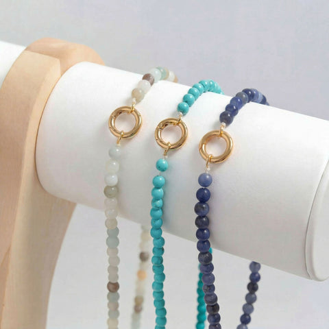 18" 18 Karat Gold PVD Stainless Steel Turquoise Inverted Hinge Necklace