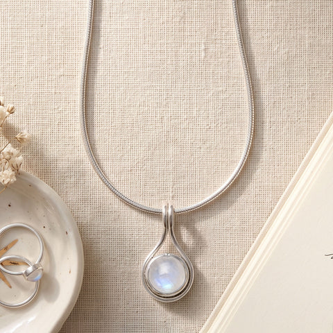 18" 2.6mm Round Omega Necklace