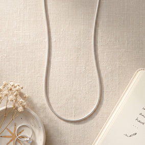 18" 2.6mm Round Omega Necklace