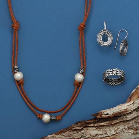 Leather and Pearls! Sterling Silver Jewelry Set