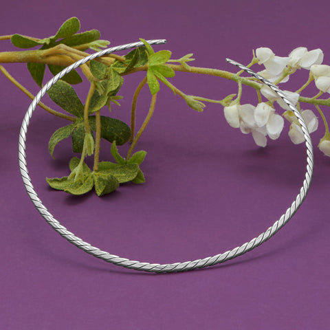 Handmade Twisted Round Open Back Collar
