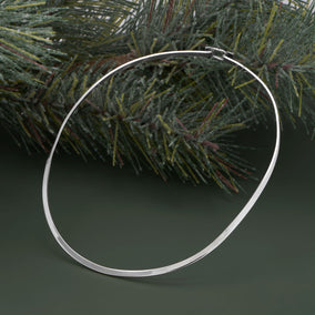 Handmade Polished Hook Back Collar