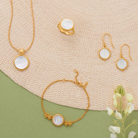 14 Karat Gold Plated Antique Style Mother of Pearl Pendant