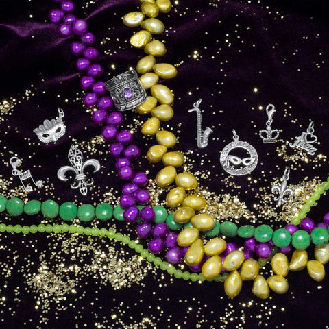 Mardi Gras Mask with Feathers Charm